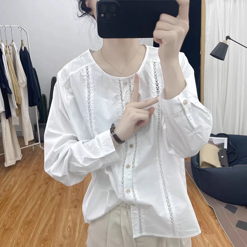 秋装设计感圆领镂空纯棉长袖衬衫女减龄上衣2025新款韩范宽松衬衣