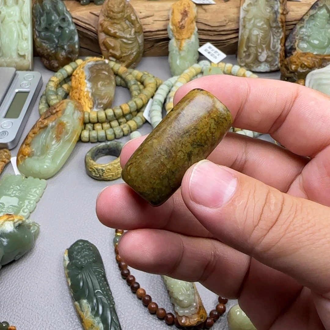 心***水岫岩河磨玉（透闪石质玉）未镶嵌珠宝奇石