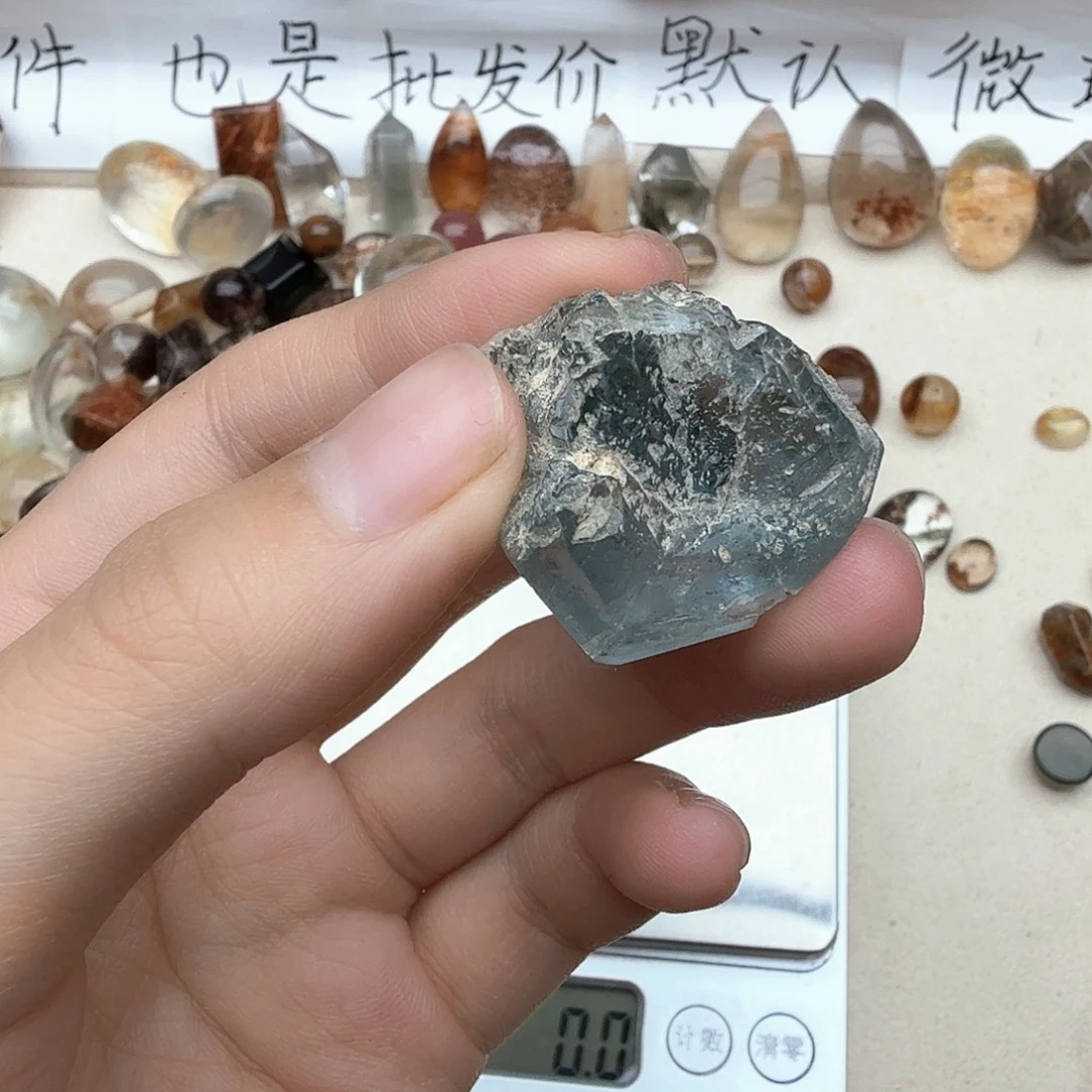多***多珠宝半成品未镶嵌水晶