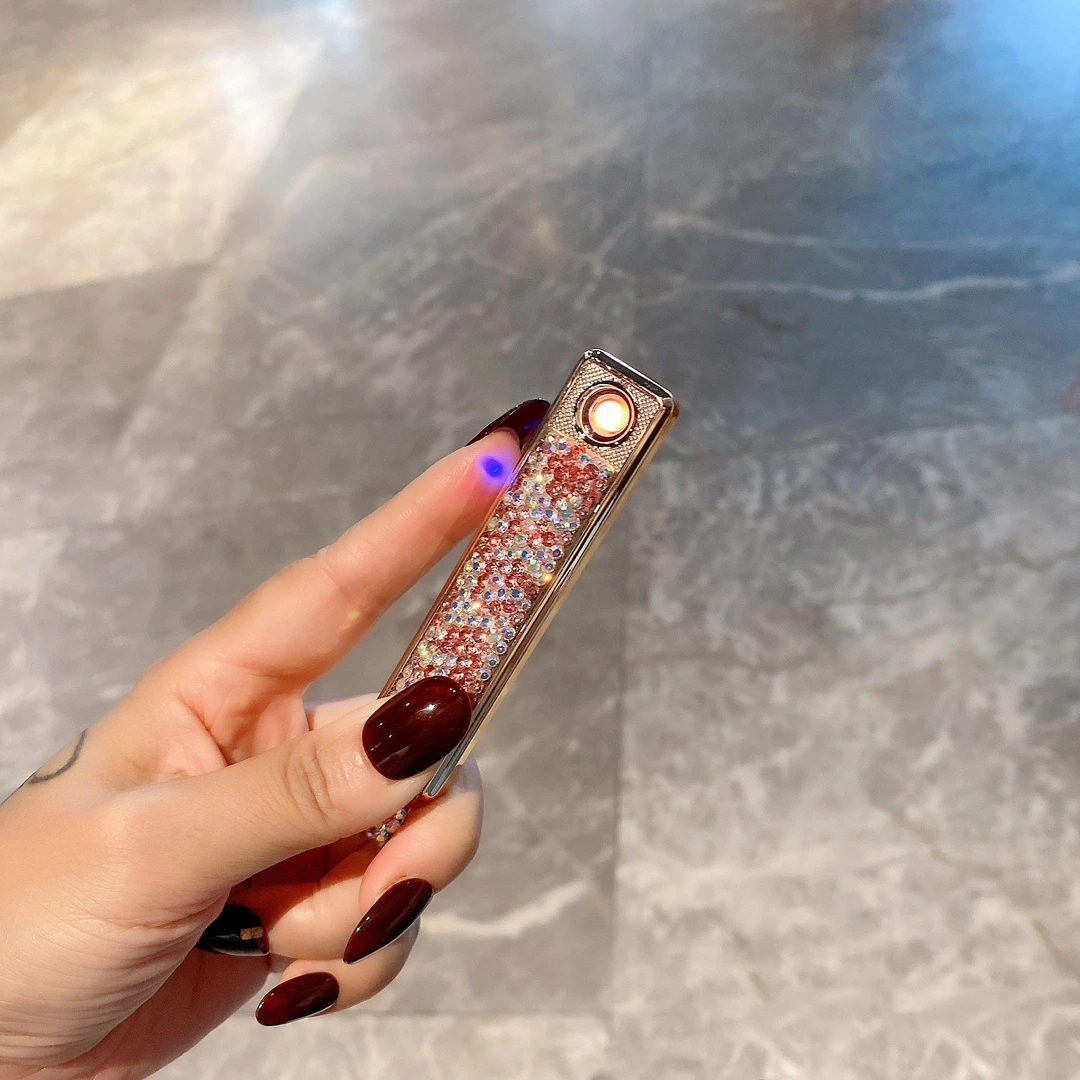奢华镶钻网红打火机创意个性防风usb充电点烟器静音小巧便携礼品