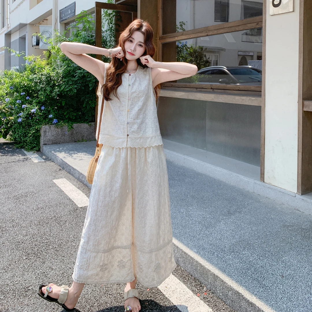 新中式国风刺绣上衣马甲洋气套装女2025夏装独特显瘦两件套气质