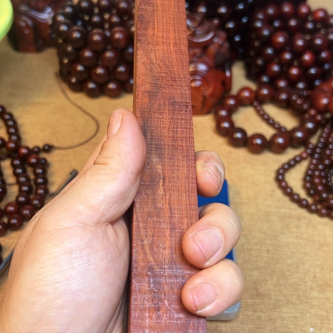 檀香紫檀（小叶紫檀）一***头