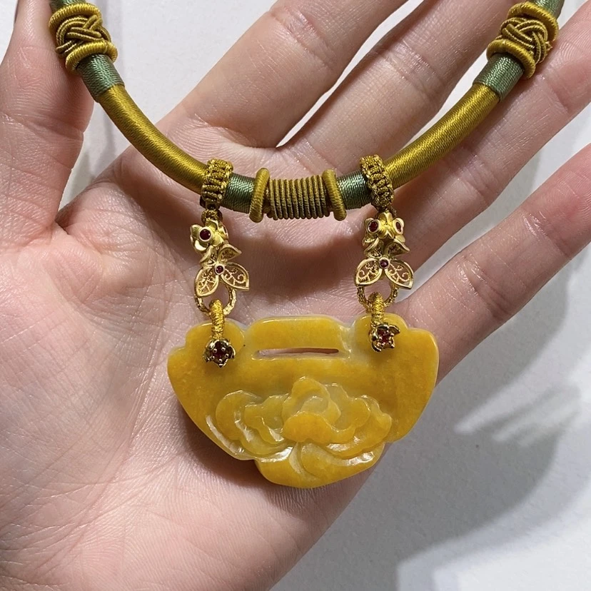 【闪购商品】颈饰未镶嵌翡翠