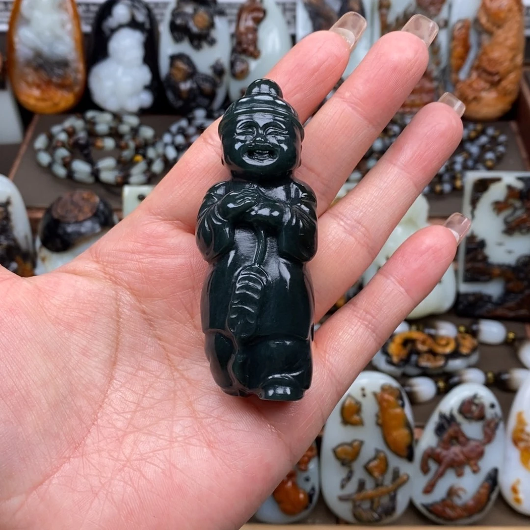 颈饰未镶嵌和田玉