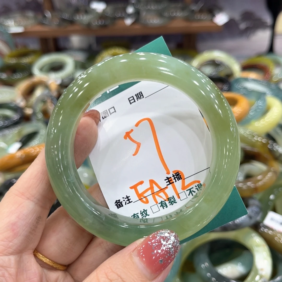 未镶嵌蛇纹石玉手镯手镯