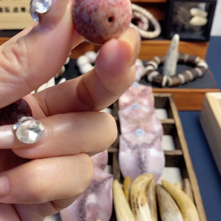 鹿骨把件心**.养殖鹿三界珠手把件