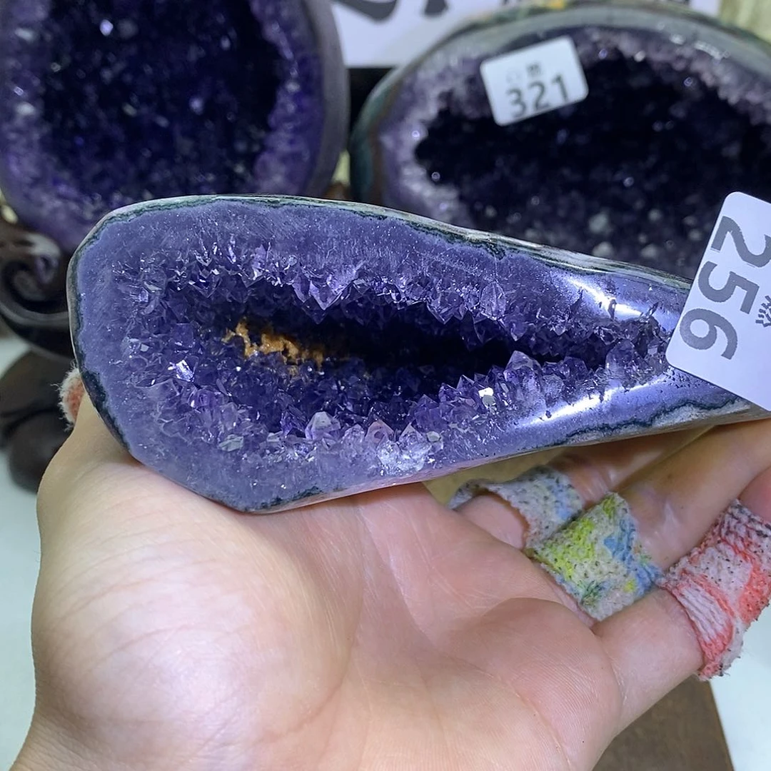 未镶嵌大型摆件（非配饰）紫晶