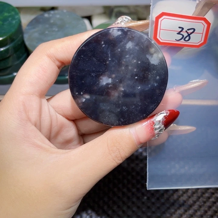 和田玉和田玉边角料随机发未镶嵌