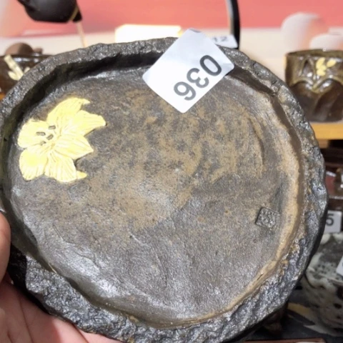 木有一点点的小姐姐