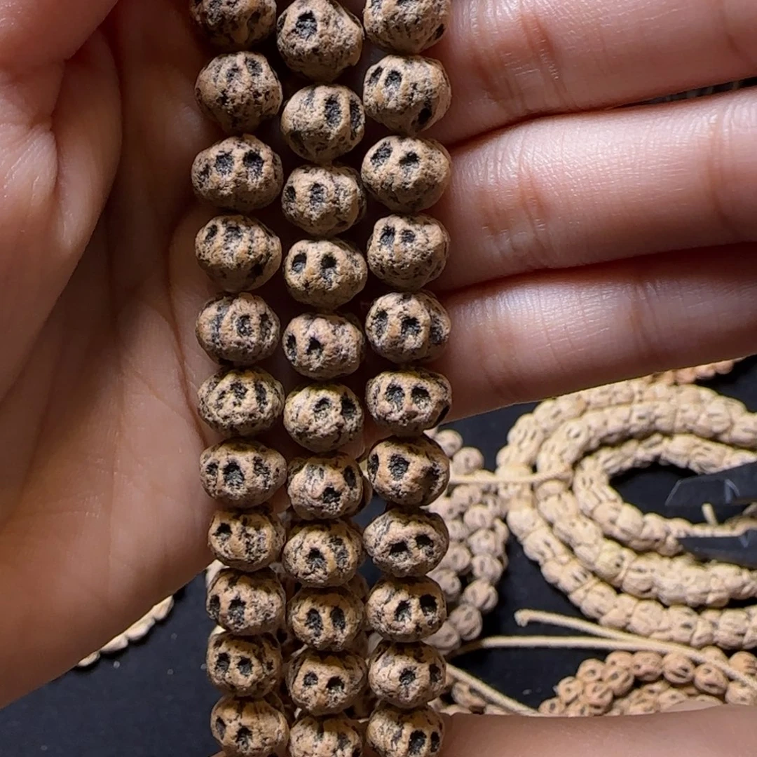 吊坠柏香籽/百香籽爱*?