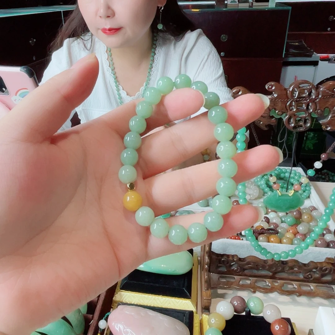 密玉（石英质玉）未镶嵌颈饰
