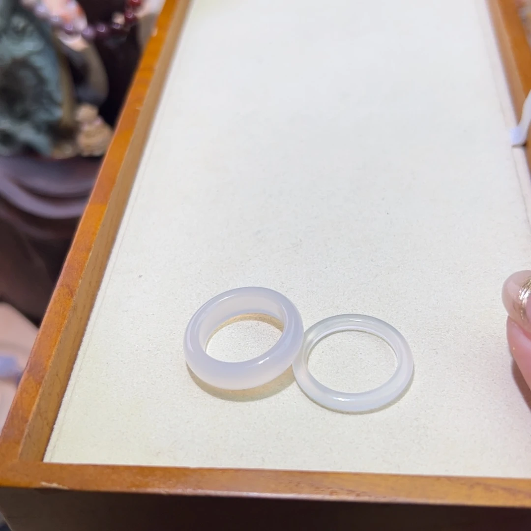 玛瑙/玉髓颈饰未镶嵌玛*?