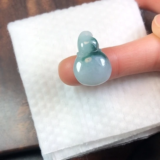 翡翠未镶嵌颈饰缅甸A货，每天下午1点半开播