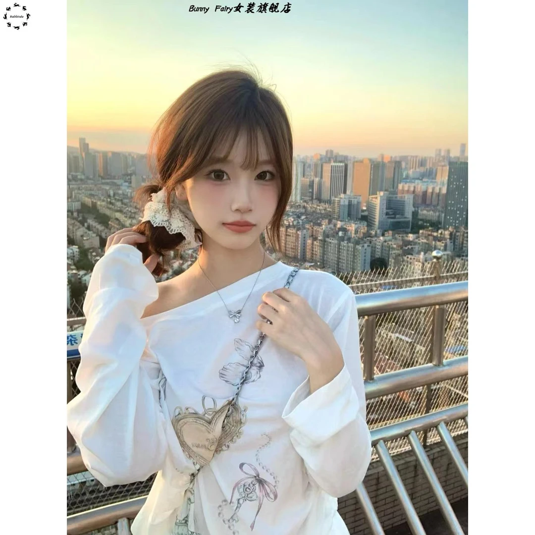 白色微透防晒罩衫女夏季薄款美式斜肩宽松慵懒风别致百搭长袖上衣