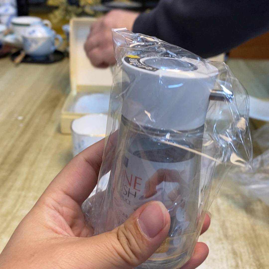 @***糖易雅集工艺品有限公司