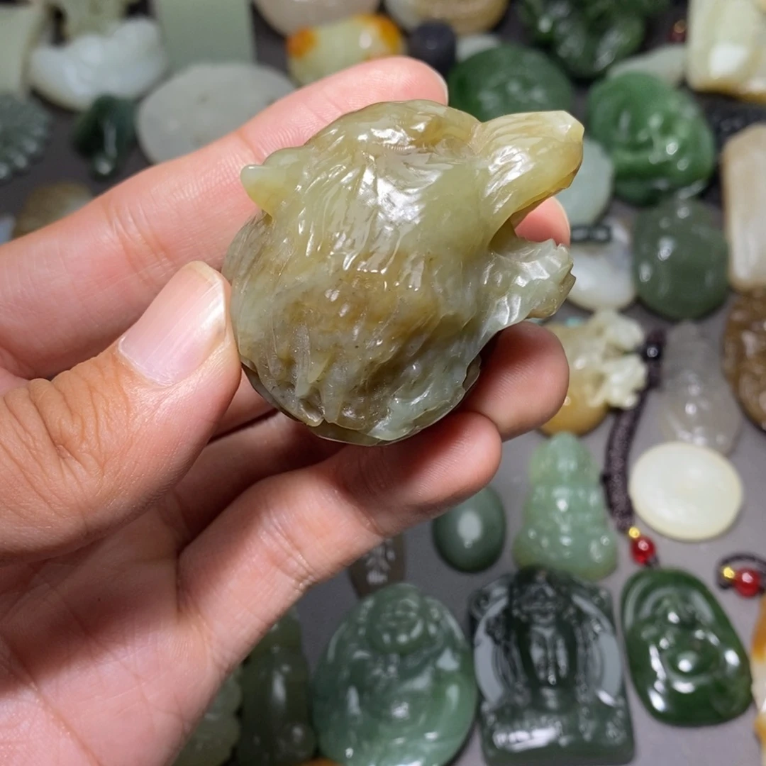 颈饰未镶嵌和田玉