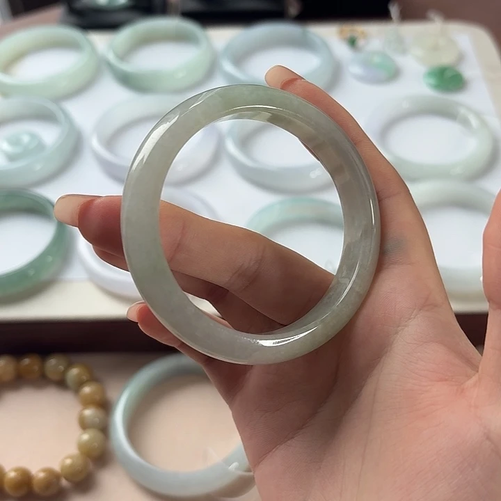 翡翠未镶嵌手镯（序号22）点菜看细节