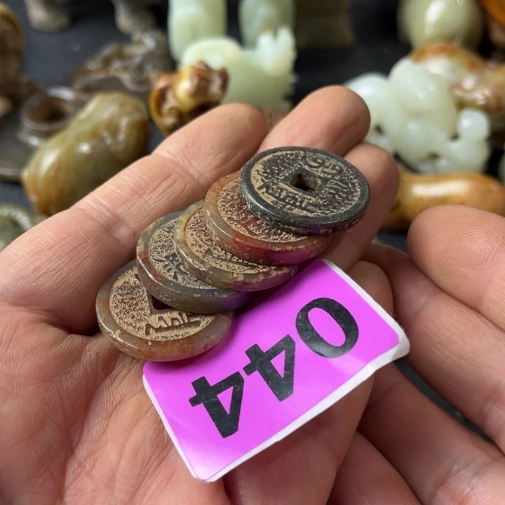 和田玉颈饰未镶嵌五**雪