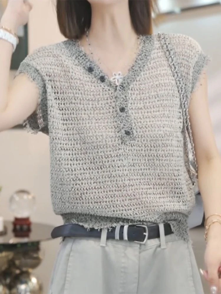 2025夏季新款时尚气质V领短袖针织衫女薄款显瘦休闲洋气减龄上衣