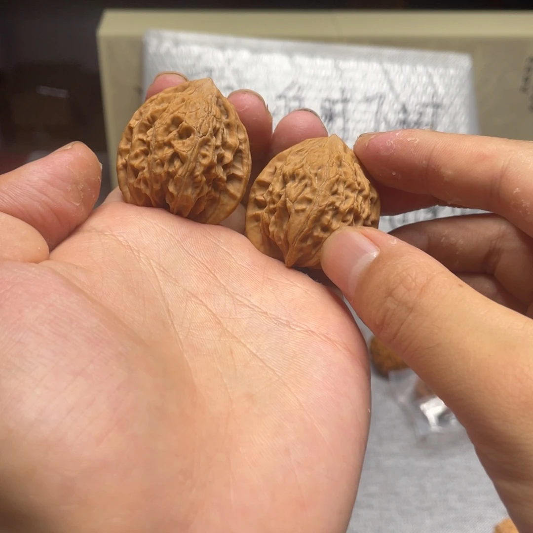 文玩核桃把件血灯笼 011