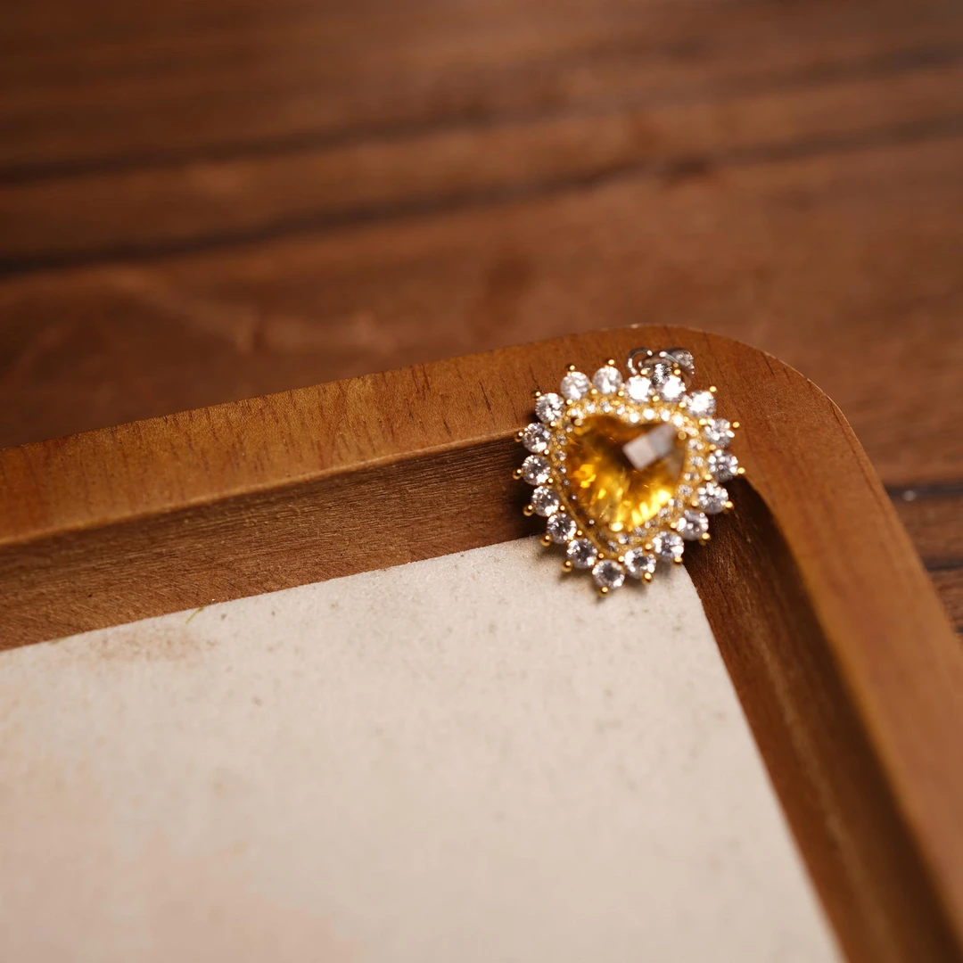 菠萝切黄晶吊坠   JYDM24030507