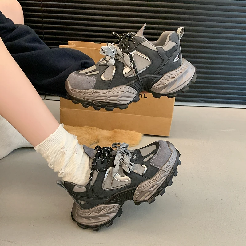 【黑悟空】2025新款厚底老爹鞋复古潮牌时尚百搭女休闲鞋MCR80561