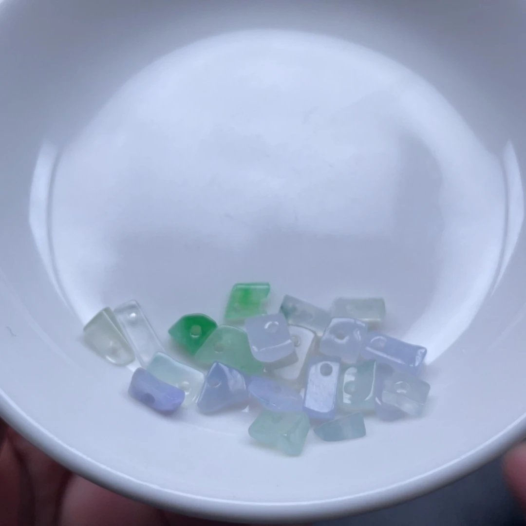 翡翠散珠冰碎石20颗