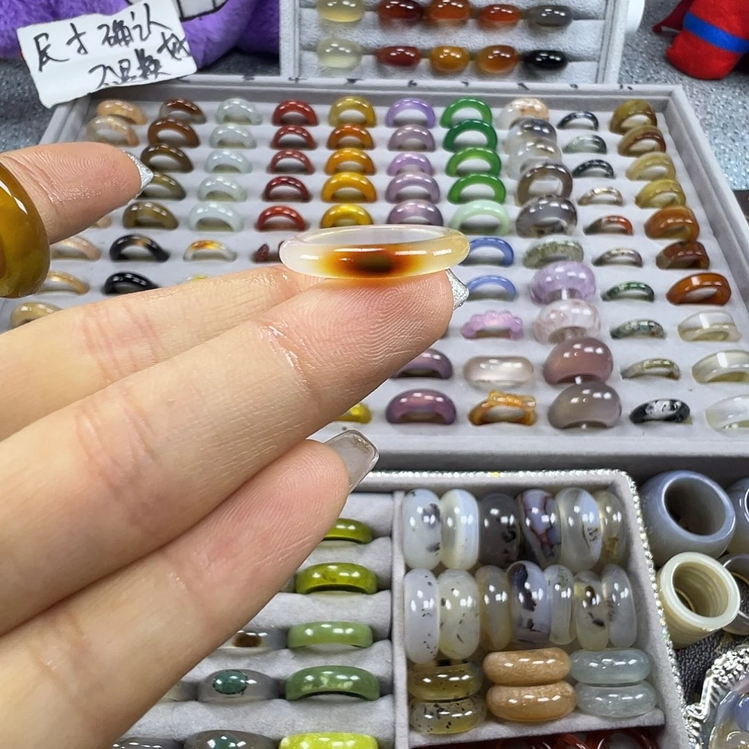 玛瑙/玉髓未镶嵌戒圈A12不退换17.3港15+