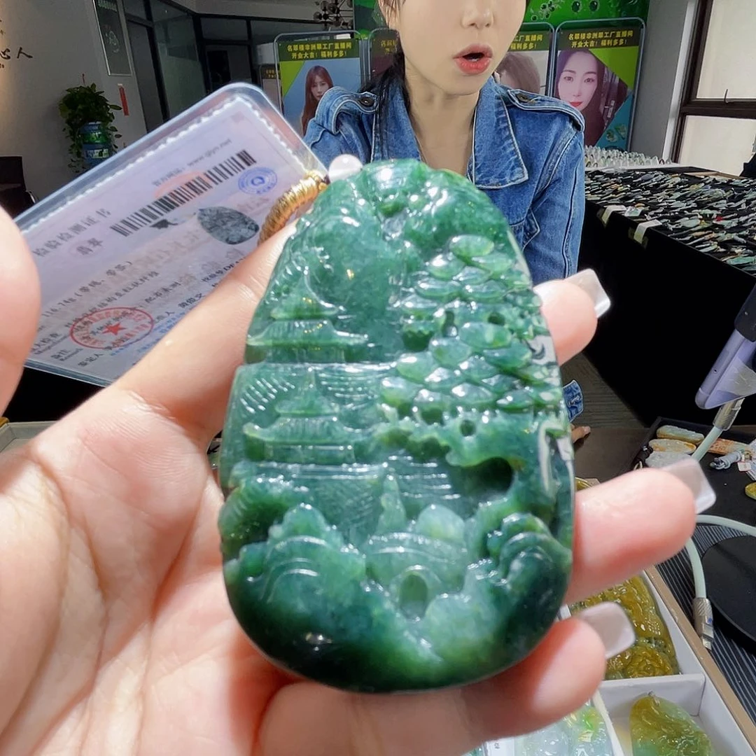 颈饰未镶嵌翡翠一个