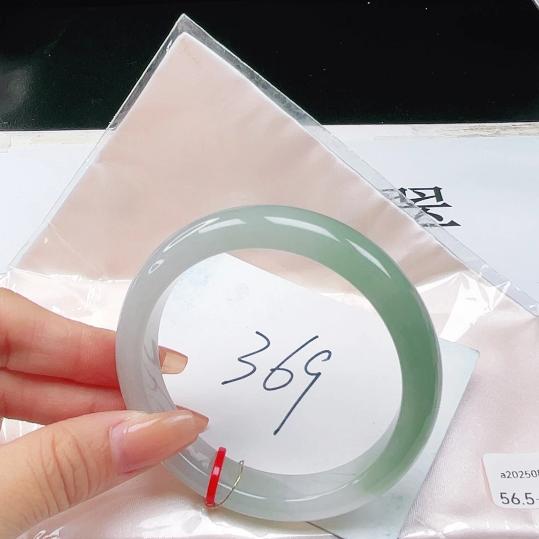 翡翠未镶嵌手镯56+正圈