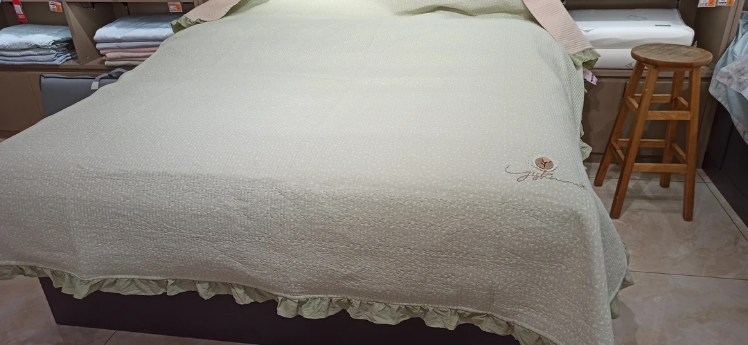 (绣)小花床盖三件套