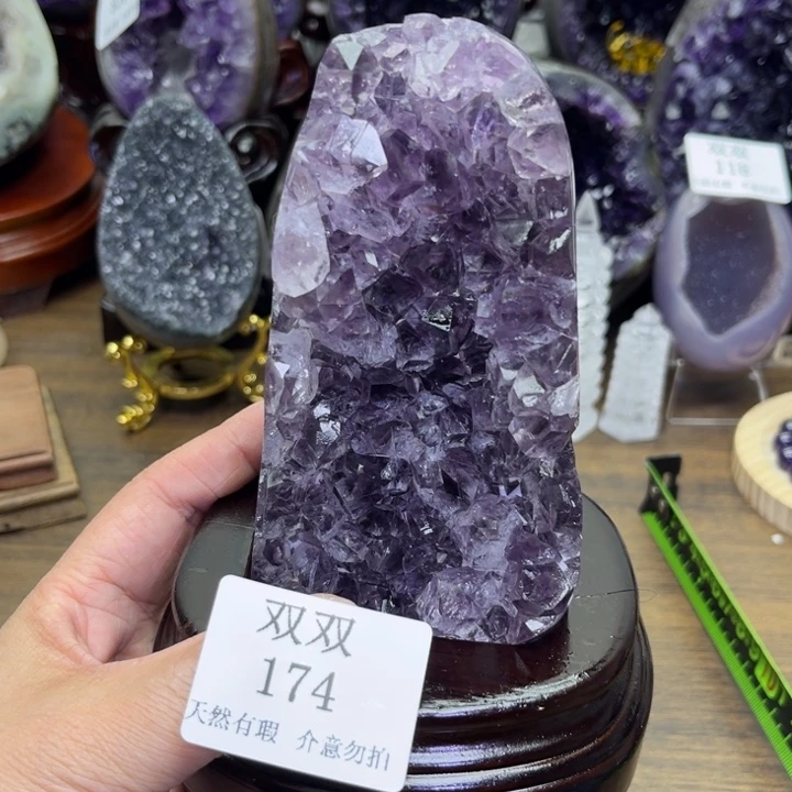 未镶嵌大型摆件（非配饰）水晶