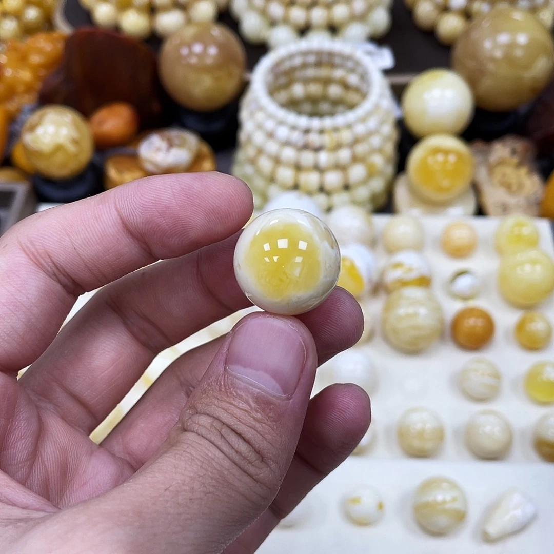蜜蜡未镶嵌珠宝奇石19.5mm【双溶洞妖花金瓷白】圆珠
