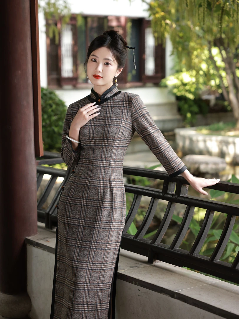 【323】（衣长125cm）毛呢格子长款旗袍