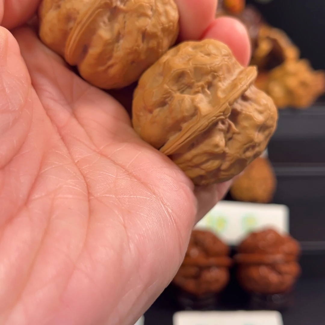 黑***弟吊坠文玩核桃疙瘩包