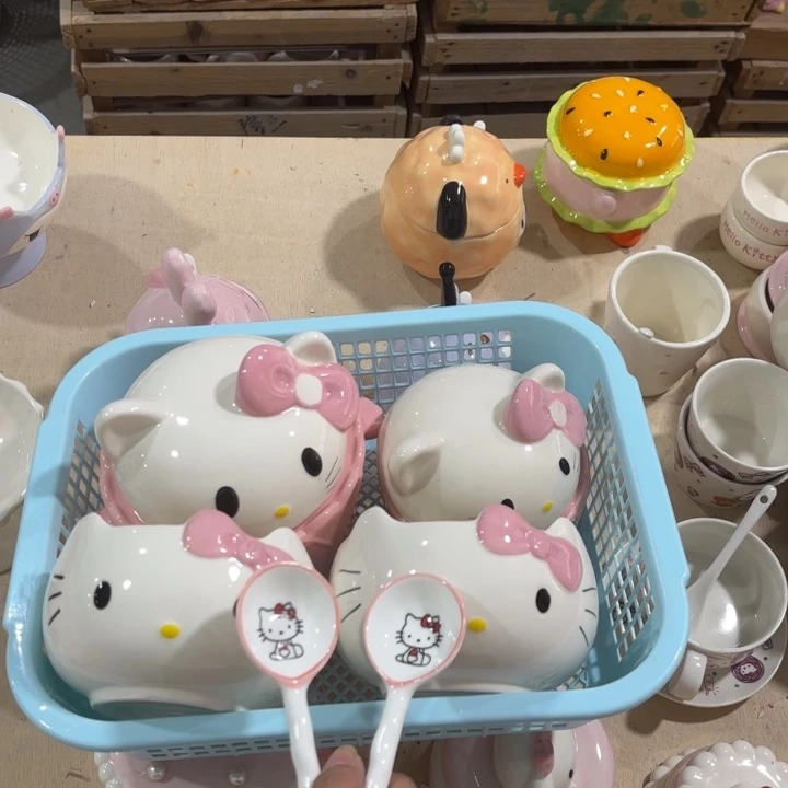 紫砂在干嘛呀亲爱呢