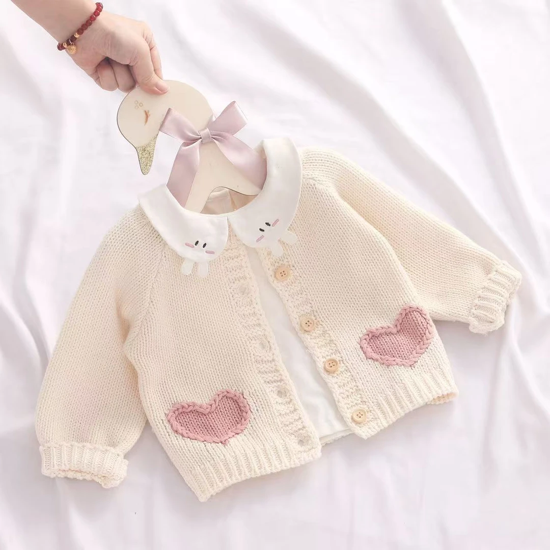 A类纯棉甜美毛衣秋款厚款法式秋装圆领针织衫心形洋气女宝