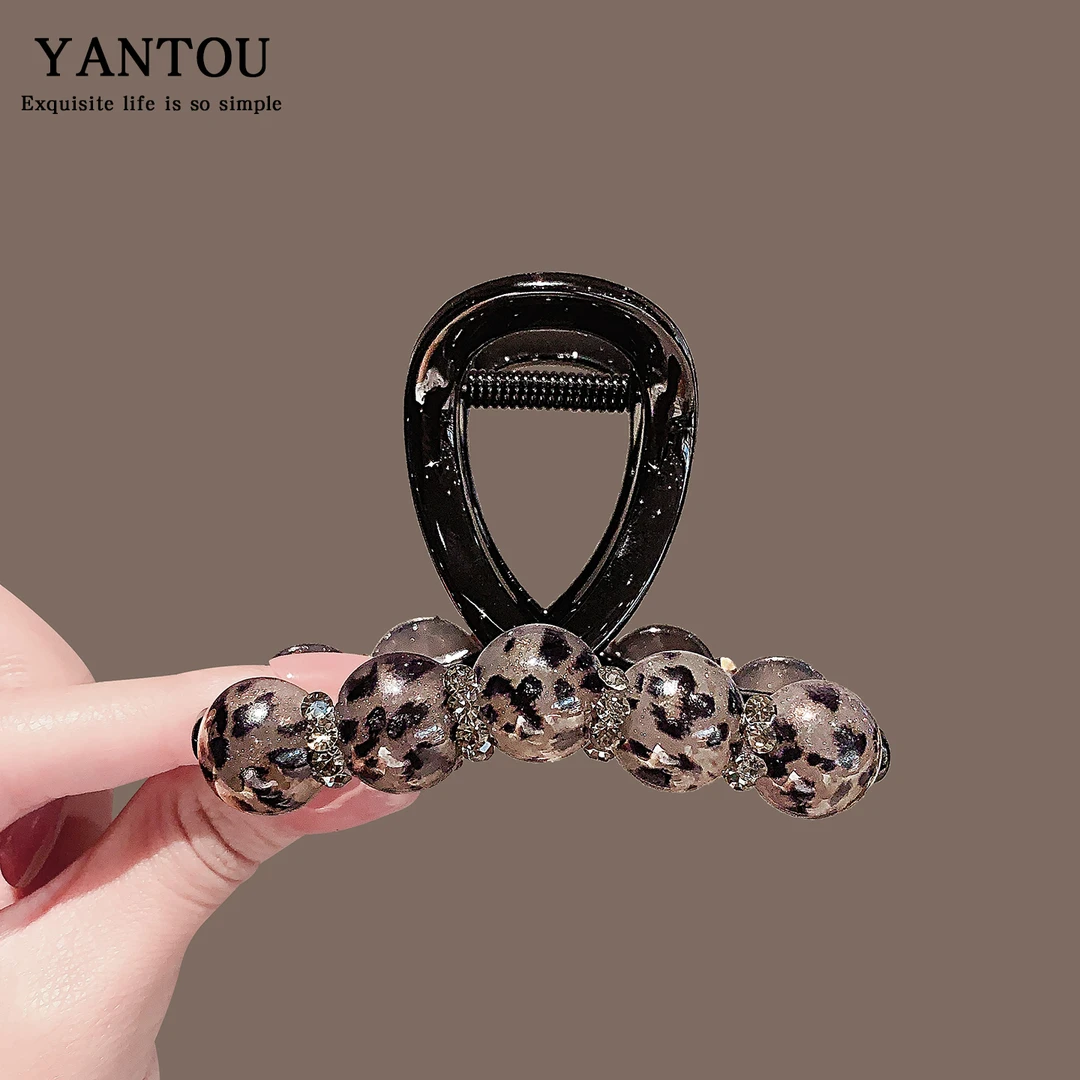 斑点珠子抓夹女2025新款发夹后脑勺盘发鲨鱼夹子中号发量多发饰