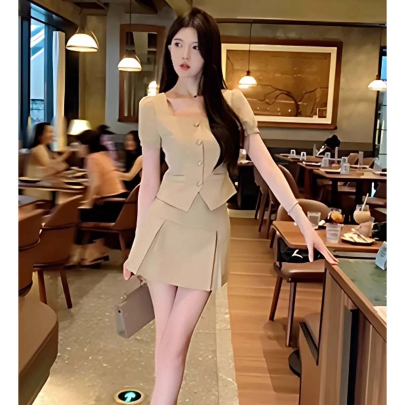 【两件套】法式千金风套装夏新款气质修身方领百褶短裙两件套D1431