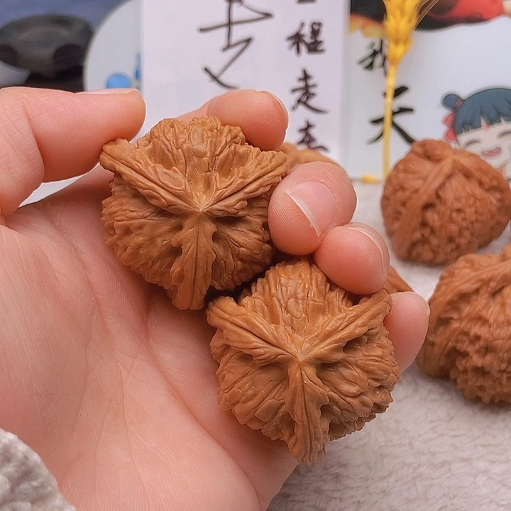 吊坠文玩核桃哈****司三棱