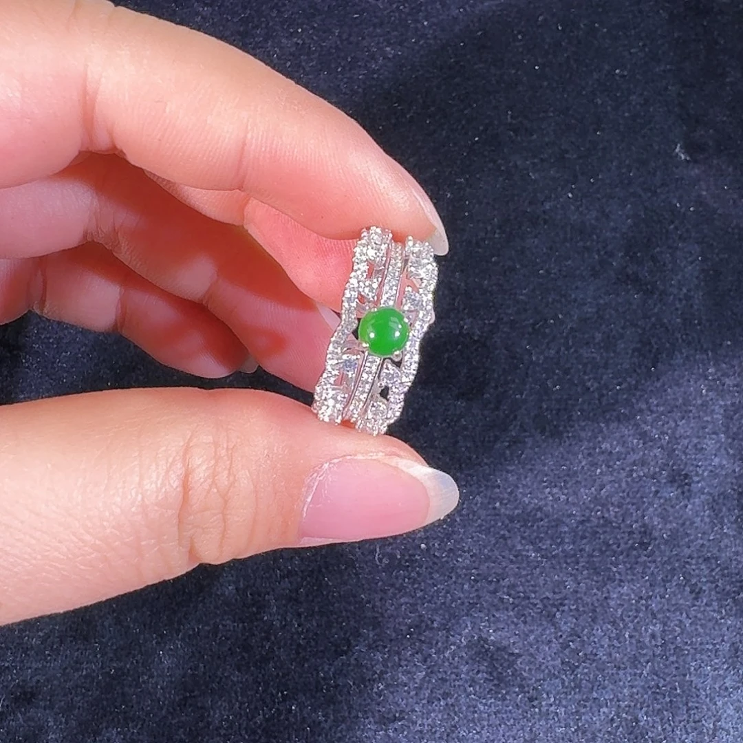 翡翠戒指银S925镶嵌蛋面