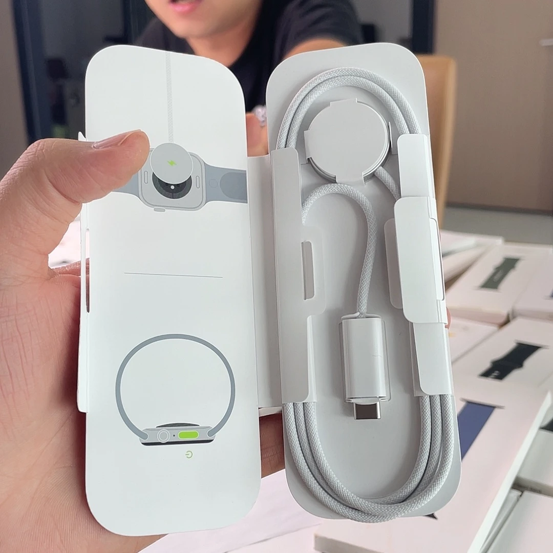 9新S10未使用充电器