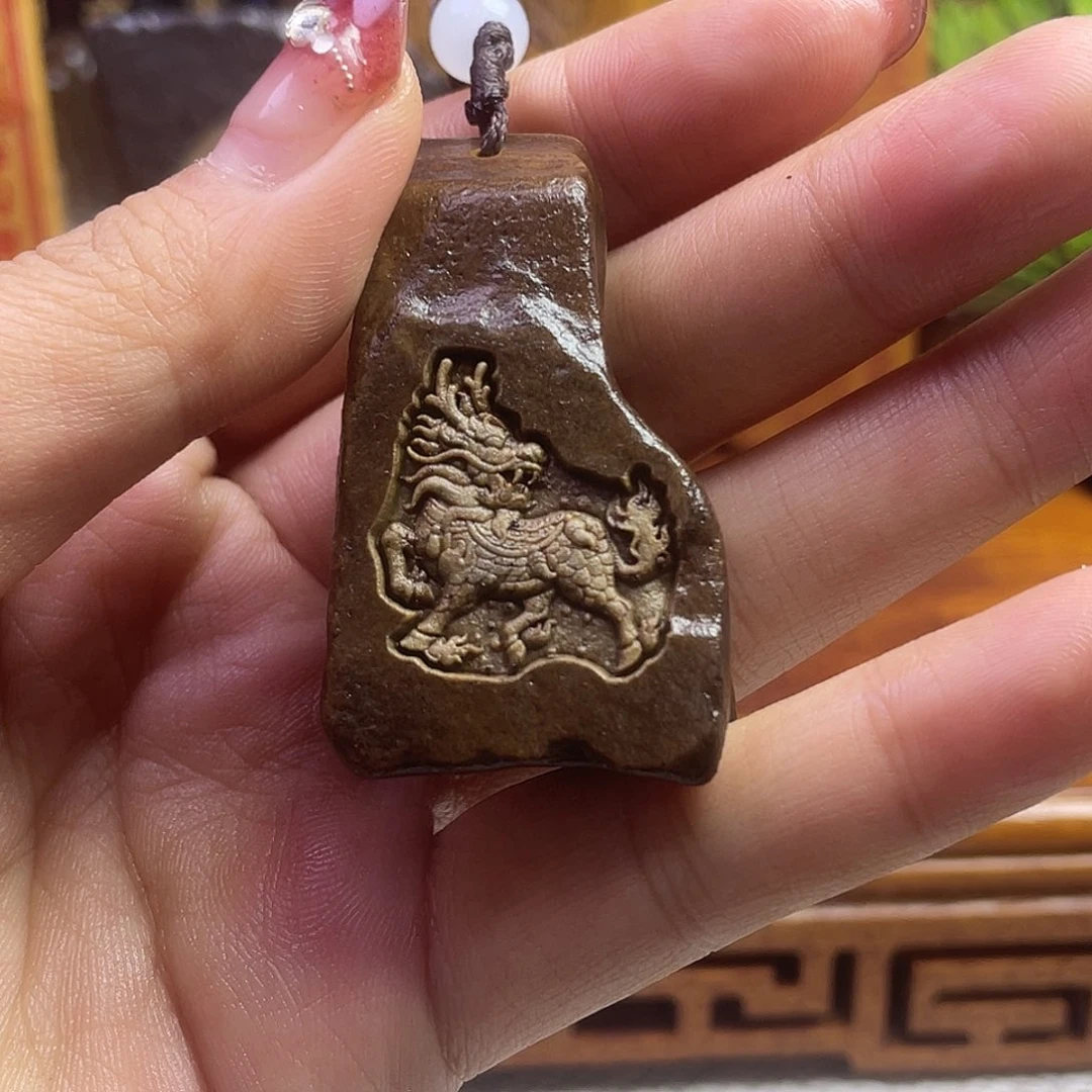 戈壁石2585552245555522