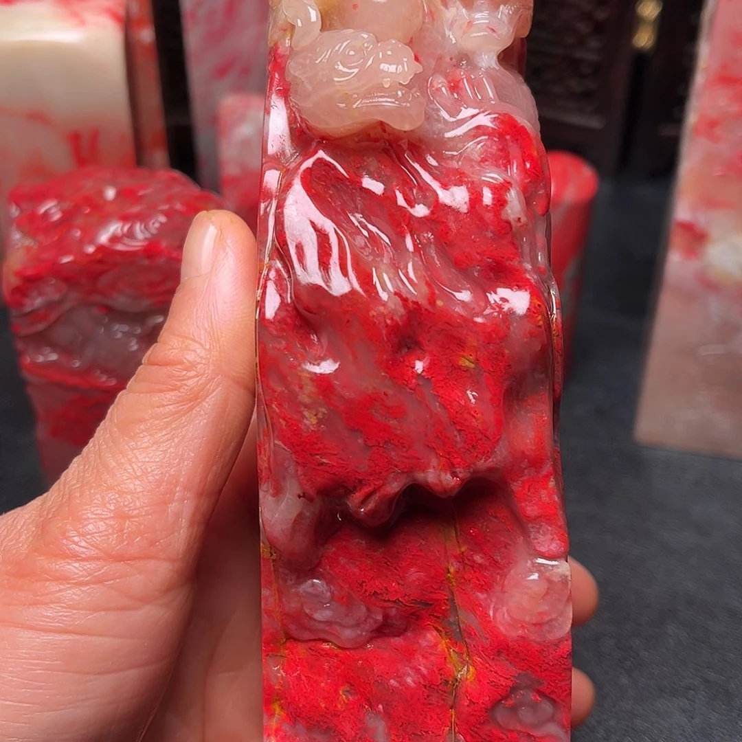 处***世昌化石巴林鸡血石