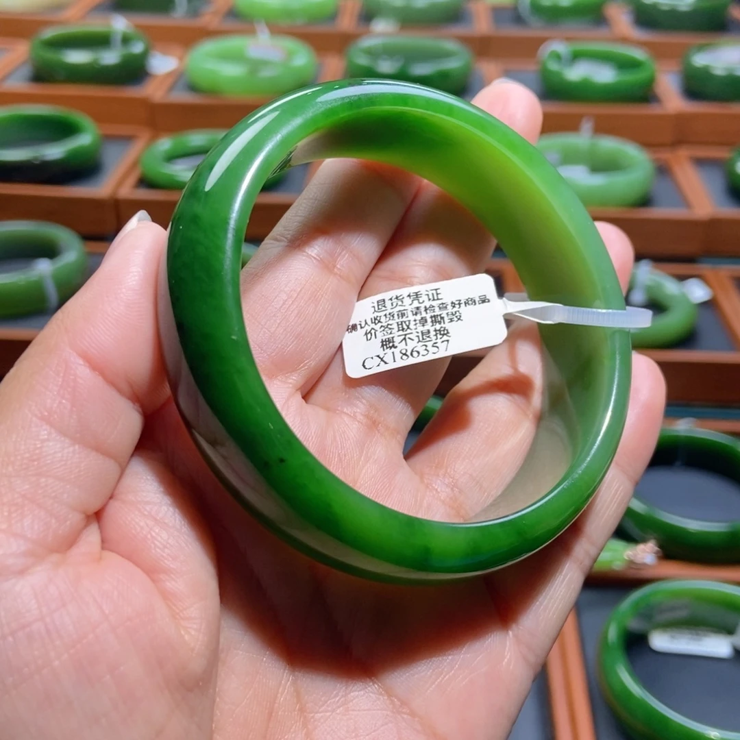 和田玉（碧玉）未镶嵌手镯粉绿5960