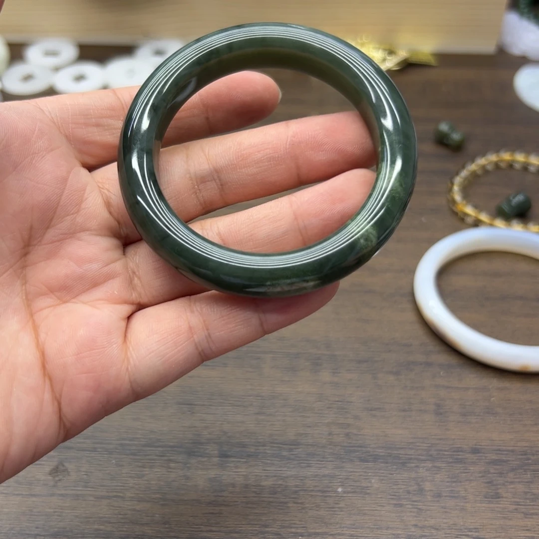 和田玉手镯未镶嵌52.5圈围453
