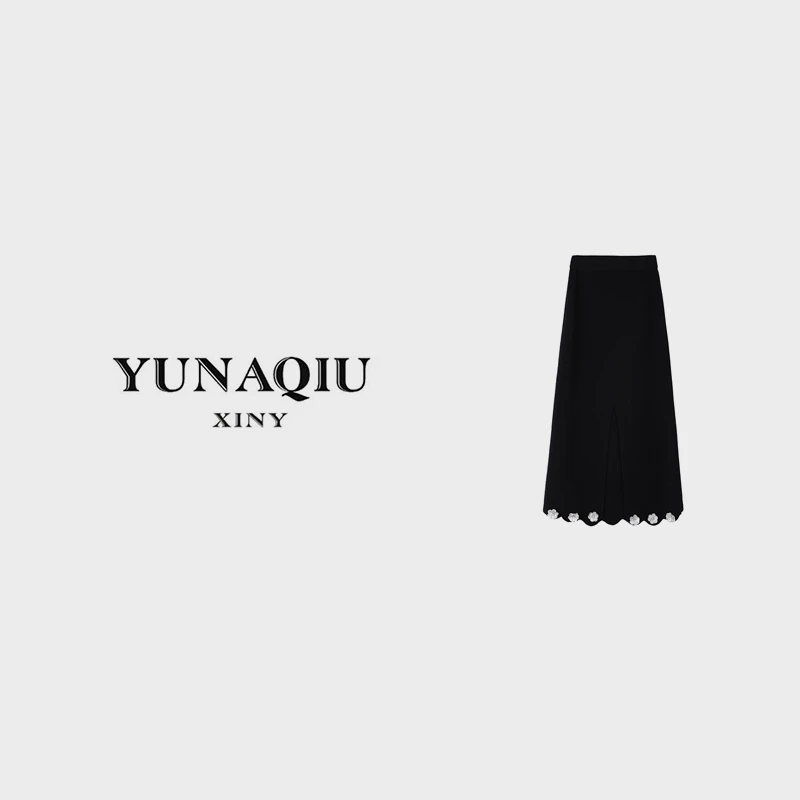 YUNAQIU 优雅气质黑色高腰显瘦半身裙开叉时尚长裙-5630