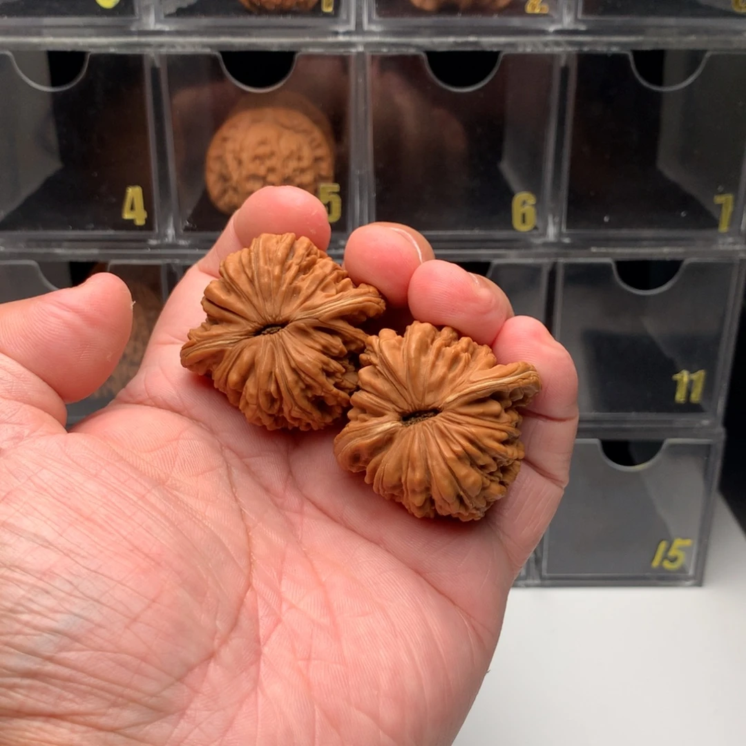 大***c吊坠桃核文玩核桃1234566