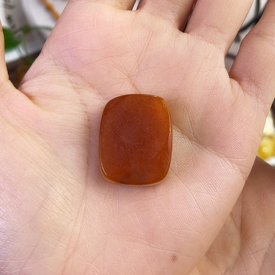 琥珀珠宝奇石未镶嵌，