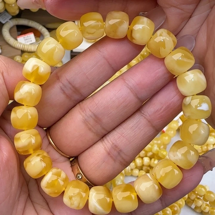 手串蜜蜡未镶嵌金白妖花老型手串